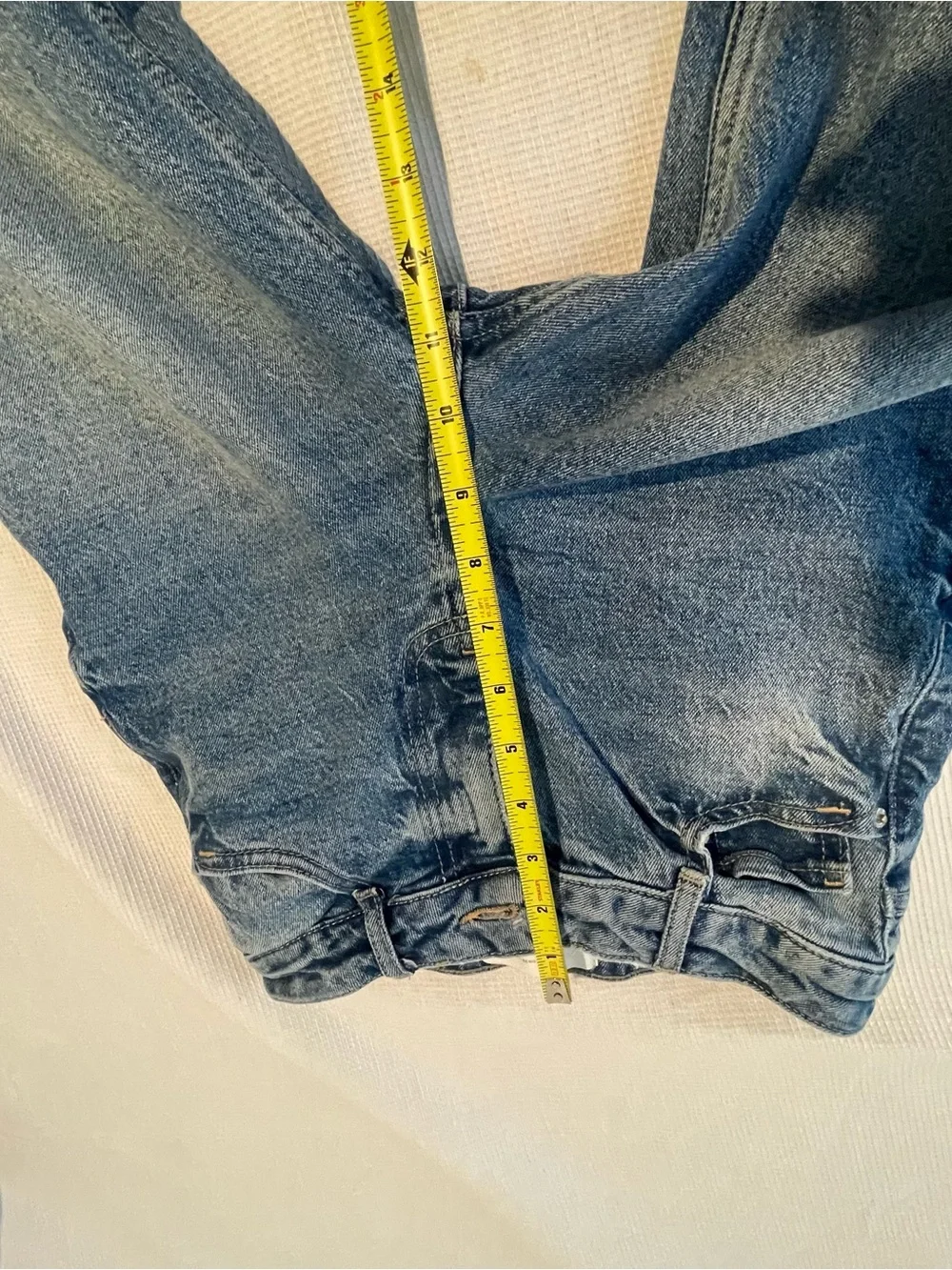 Zara Wide-Leg High-Rise Jeans in Medium Blue Wash
